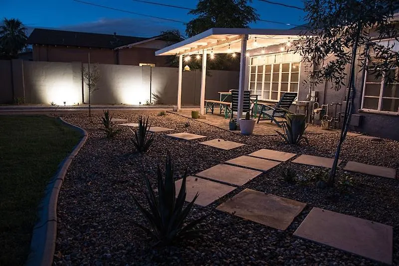 The Charming Bungalow Phoenix 0*,  United States