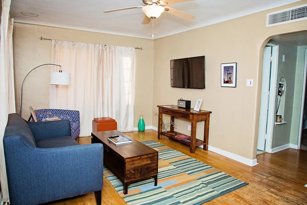 The Charming Bungalow Phoenix Holiday home